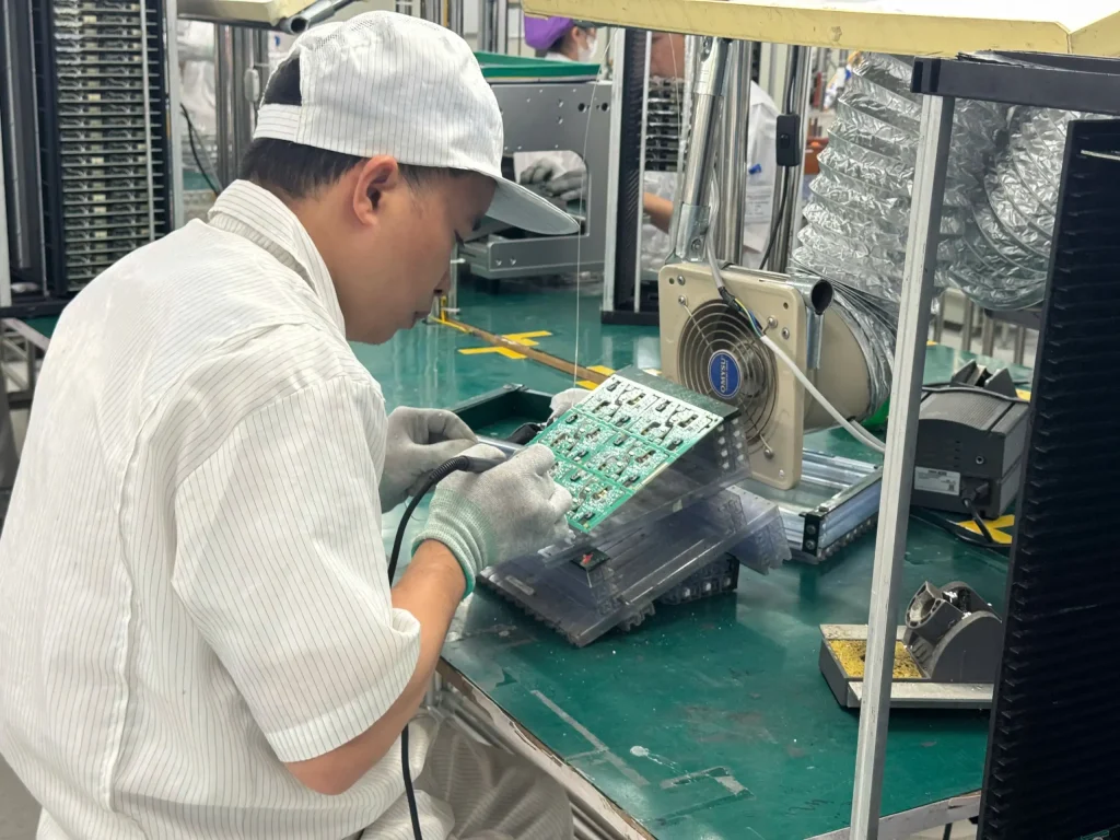 Giới thiệu Tan tam tu van dong hanh cung khach hang